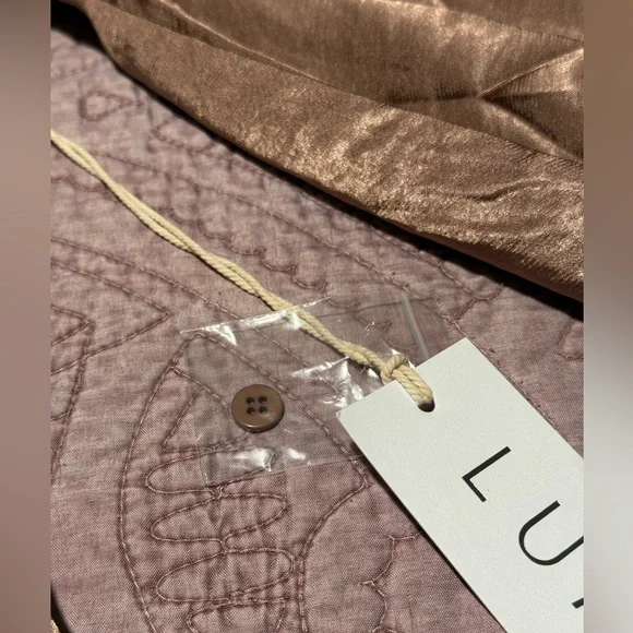 Elegant Metallic Long Sleeve Dress - Picture 11 of 15